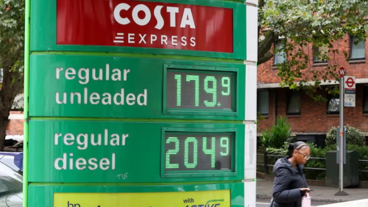 Market turmoil under the combined pressure of bond crash, France's emergency situation and diesel politics